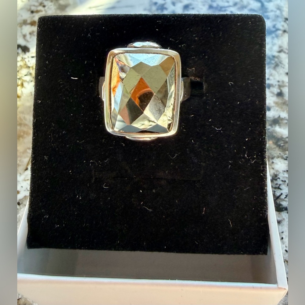 Retired Silpada Amarillo Ring .925 Sterling Silver and Pyrite #R3479